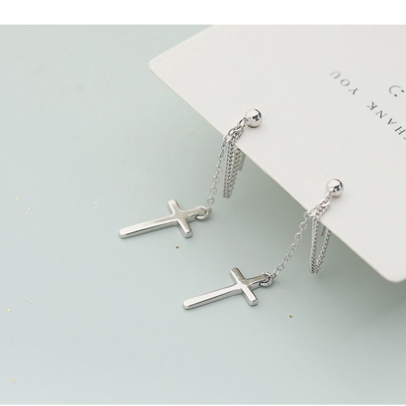 Khuyên tai mặt hình cây thánh giá đơn giản