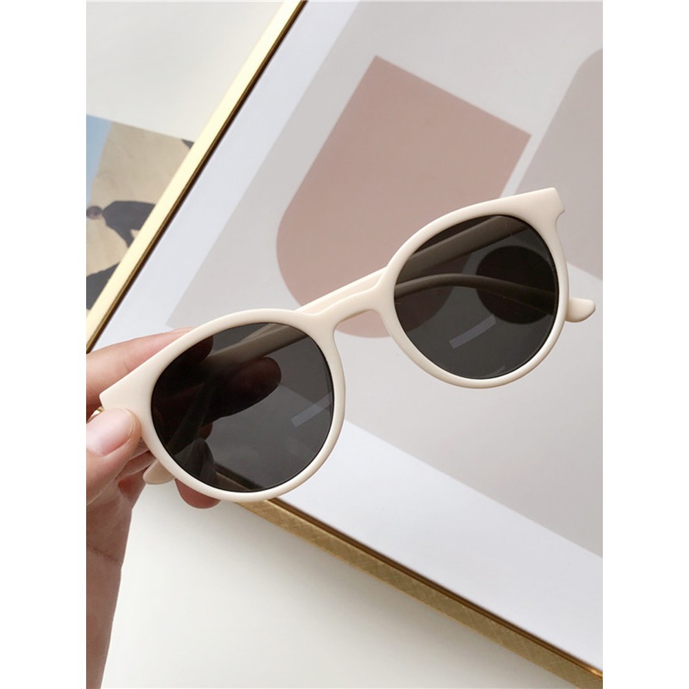 Kính Mát Thời Trang V Hot Tròn Cá Tính | BigBuy360 - bigbuy360.vn