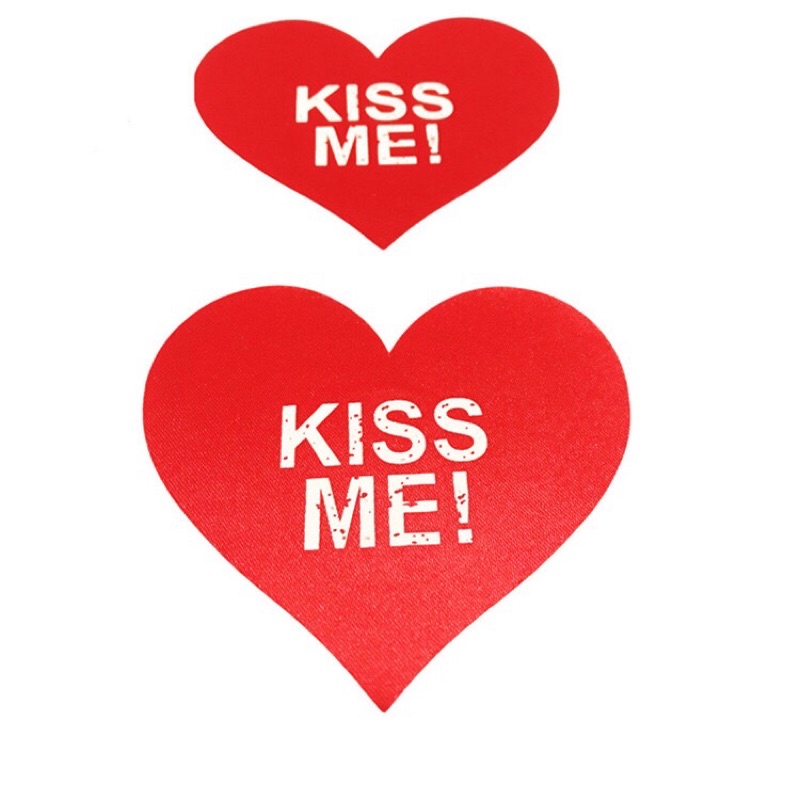 SẴN HÀNG  -Dán ngực, dán ti nhũ hoa in chữ Kiss Me dễ thương, sexy - cochunhochuyensi