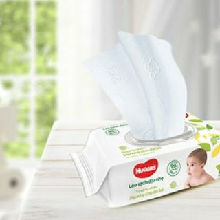 Khăn giấy ướt Huggies 64 tờ