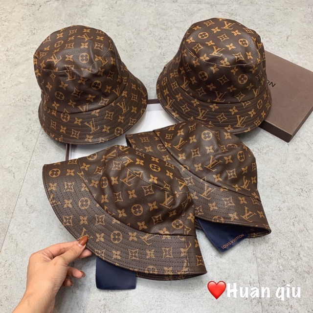 Mũ vành, lươi trai da hoa nâu