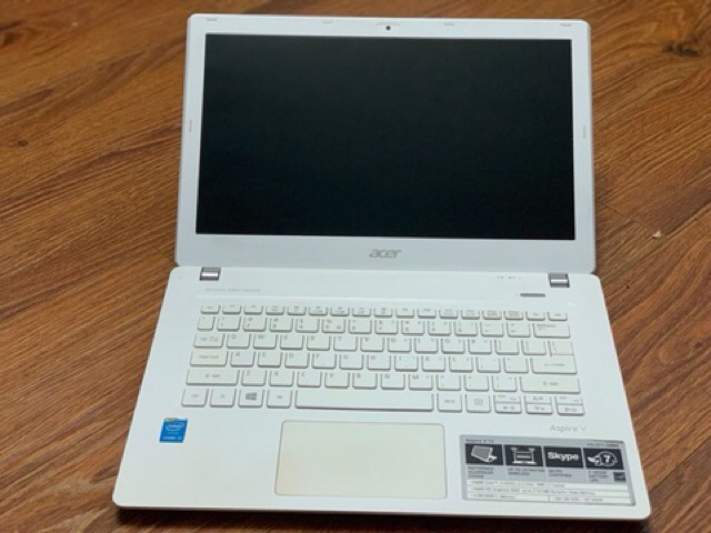 Laptop Acer siêu mỏng V3-371 core i3-4005u ram 4g ổ ssd 120g siêu nhanh mượt | WebRaoVat - webraovat.net.vn