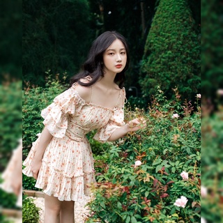 Đầm hoa bẹt vai - Camila - RED BEAN