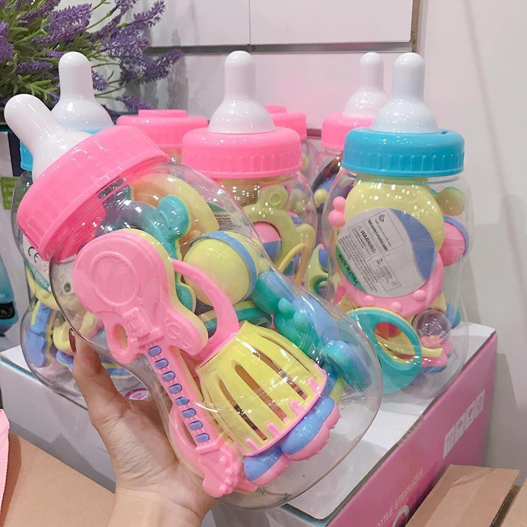 Đồ chơi bình sữa xúc xắc - bình sữa đồ chơi