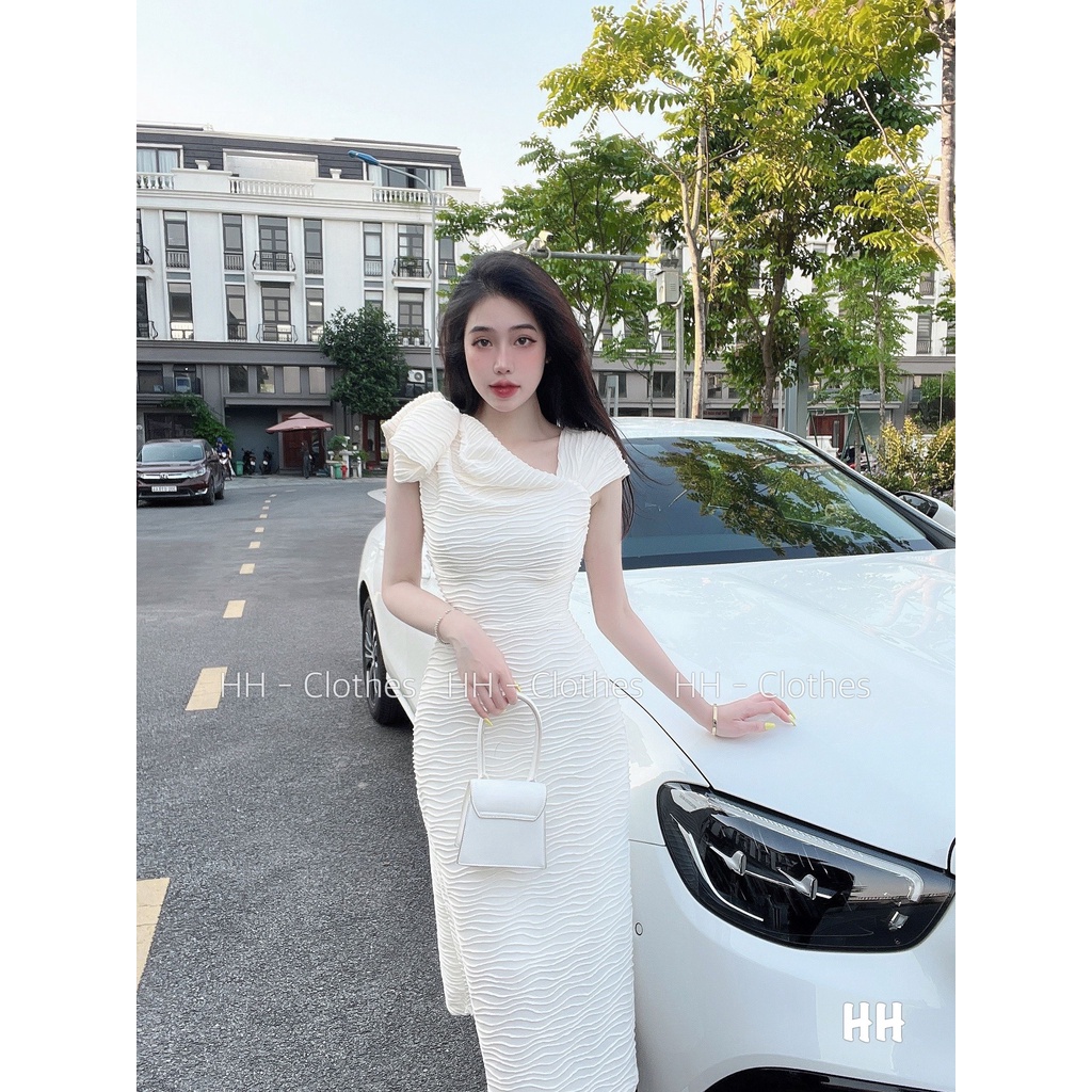 Váy xốp sóng lệch vai nơ