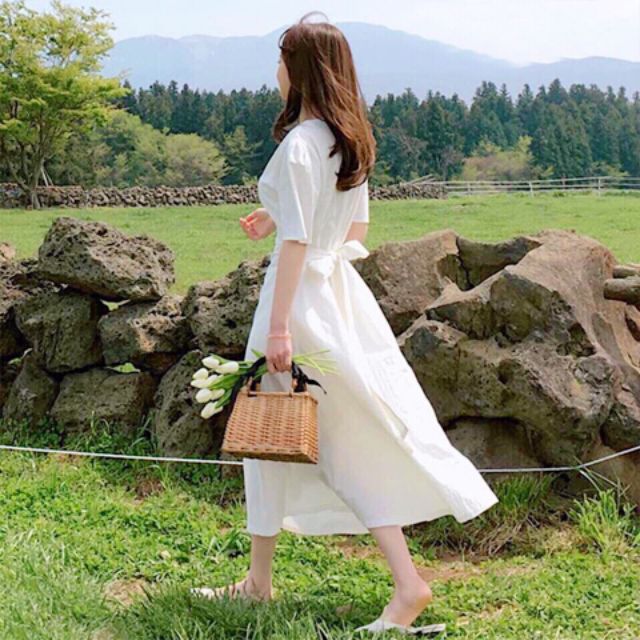 ĐẦM TRẮNG SUÔNG THẮT NƠ SAU HÀN QUỐC