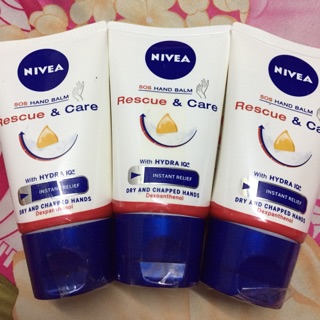 Sale ___________ nivea kem dưỡng da tay