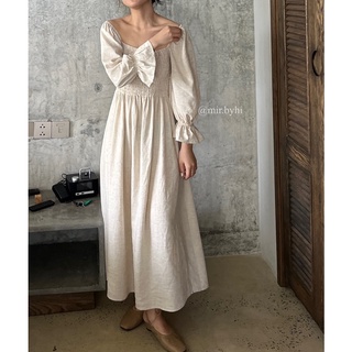 𝐒𝐢𝐧 𝐝𝐫𝐞𝐬𝐬: Đầm tay bồng linen dáng dài