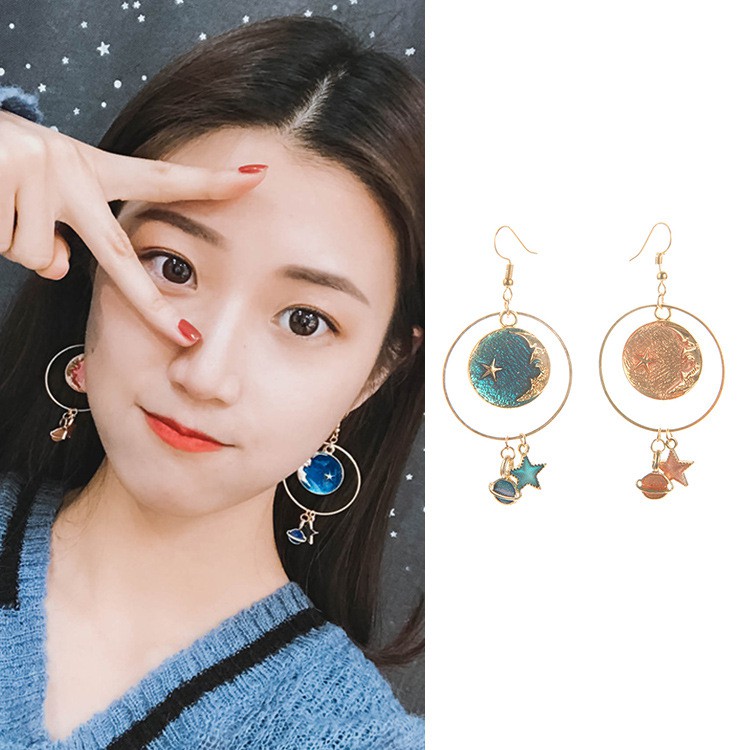Cô gái Dreamlike Dangle dài Star &amp; Moon Earrings