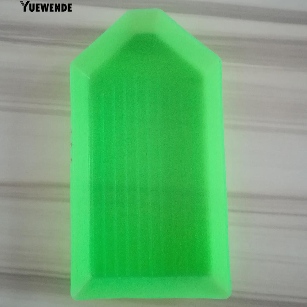 Bộ 20 dụng cụ làm tranh đính hạt cườm