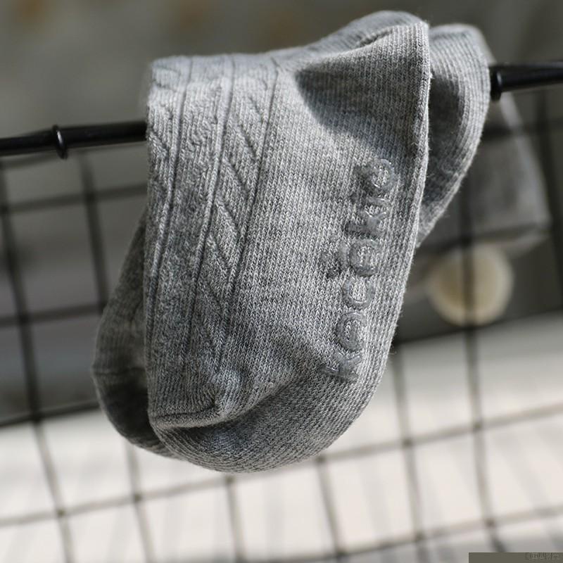 Vớ cotton mềm giữ ấm cho bé sơ sinh