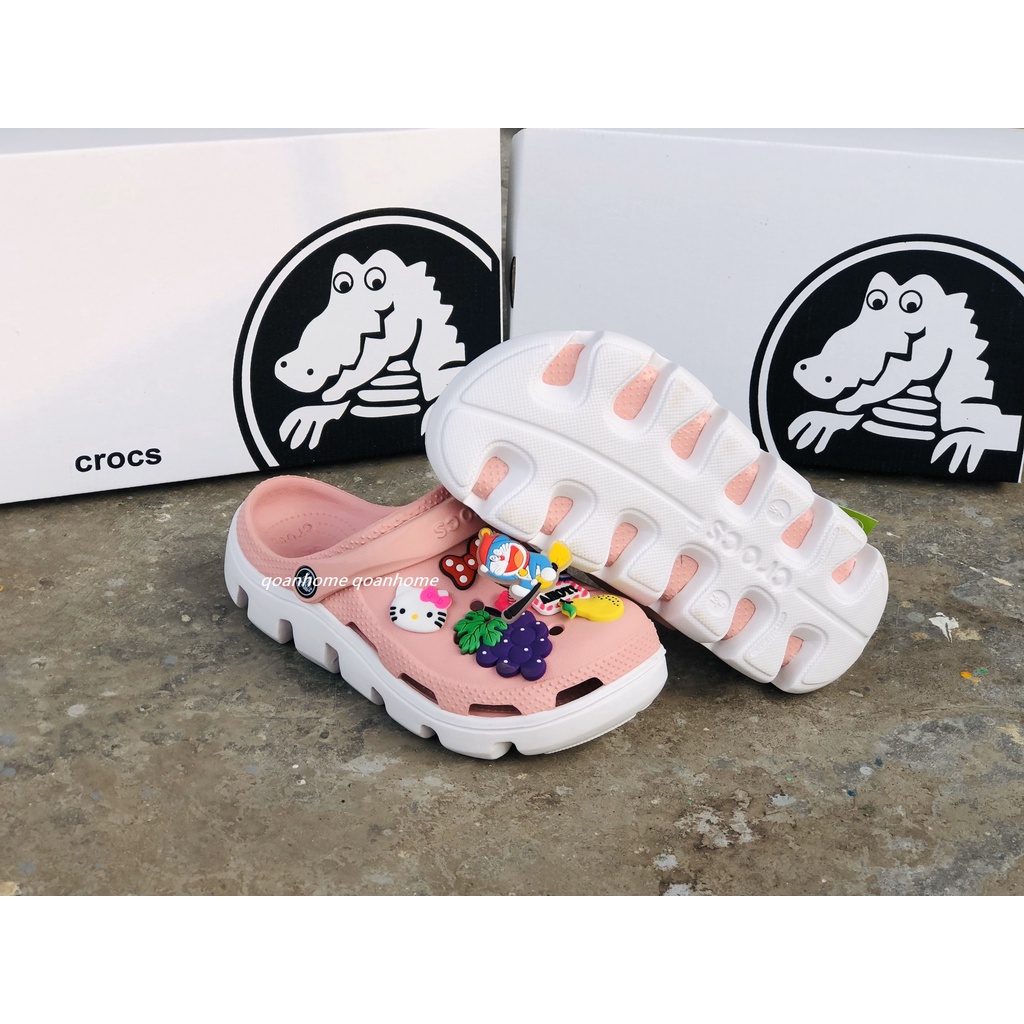 DÉP CÁ SẤU CROCS HỒNG ĐẾ TRẮNG size 35 36 37 38 39 40 tặng 12 sicker