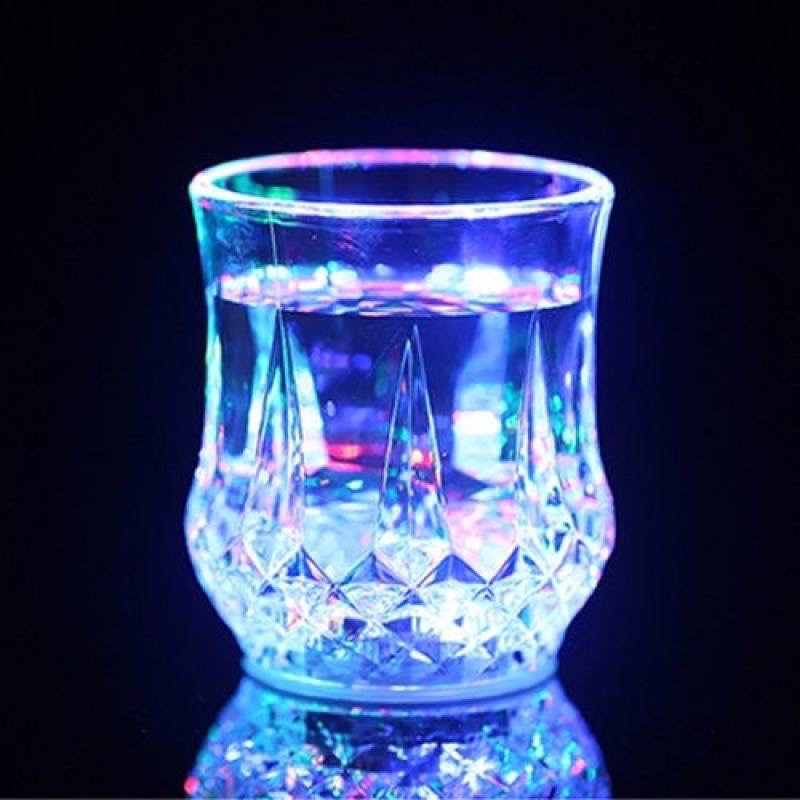 Cốc phát sáng đèn led cảm ứng