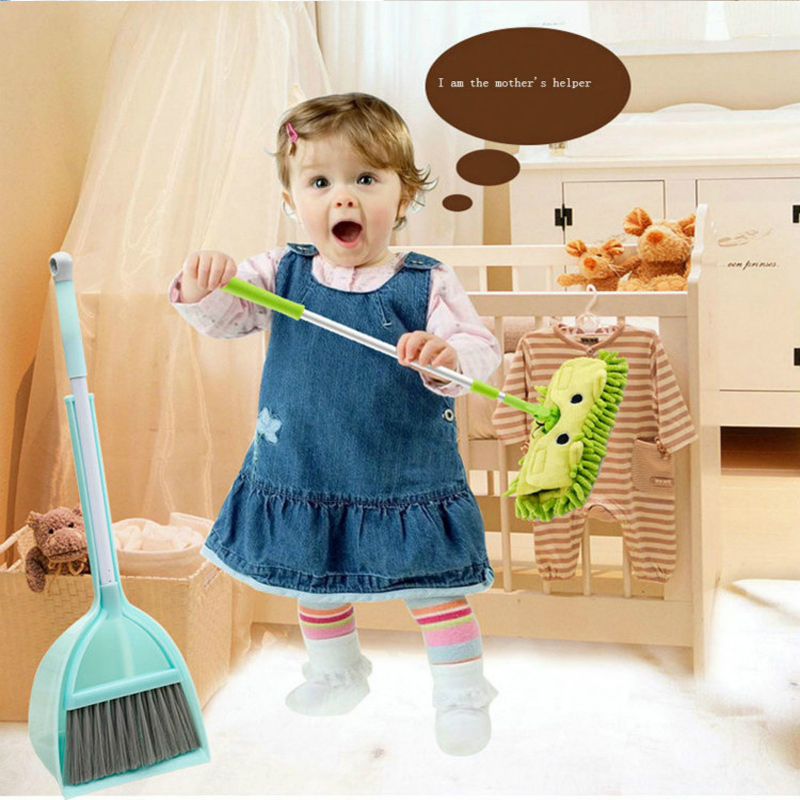Bộ 3 Dụng Cụ Quét Dọn Nhà Cửa Cho Bé
