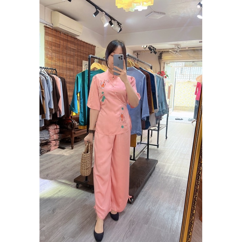 Đồ Lam Nữ Đi Chùa - Bộ Đi Lễ Chùa C1 Trang Nhã Thêu Cá Ngọc Xinh Xắn Dành Cho Phật Tử Vải Lụa Tằm mềm mại quần xẻ
