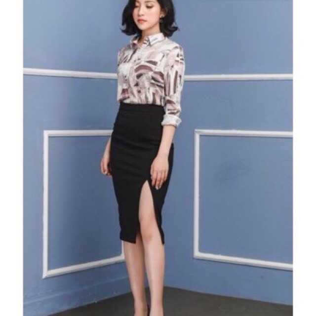 Chân váy xẻ trước