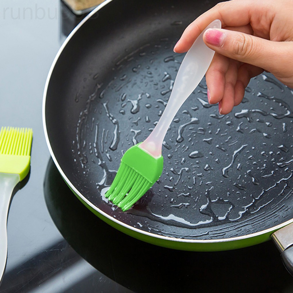Cọ Phết Dầu Bằng Silicon Chịu Nhiệt Tốt Tiện Dụng Cho Nhà Bếp