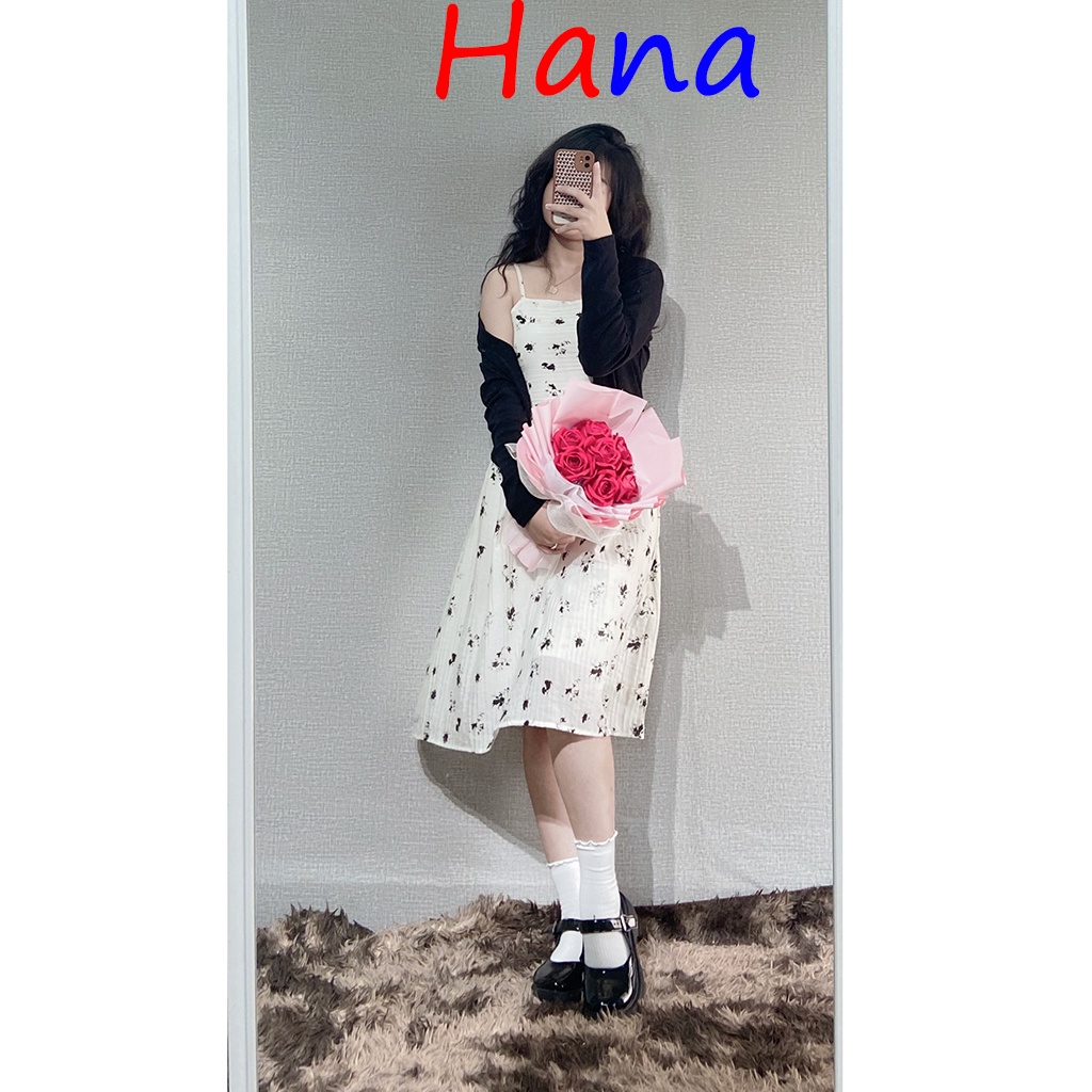 Váy hai dây hoa nhí lưng chun kèm áo cardigan croptop- Hana06