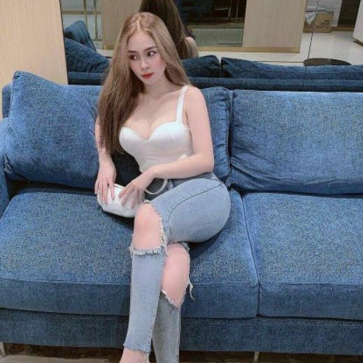 Áo 2 dây croptop có mod ngực sẵn