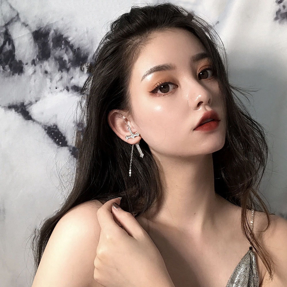 Khuyên Tai Dài Hình Thánh Giá Phong Cách Cổ Điển Thanh Lịch Dành Cho Nữ