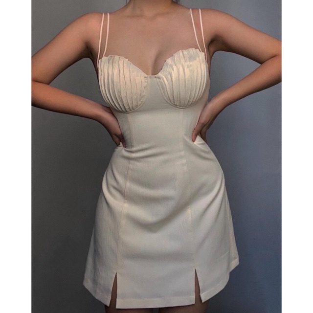 Shella Dress | Đầm vỏ sò cúp ngực, khoét lưng