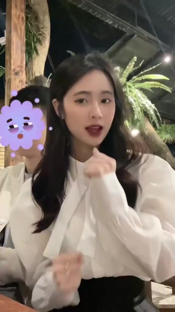 [NEW] Áo sơ mi cổ vát nơ đính hoa đá thanh lịch sang chảnh hàng 2 lớp dày dặn [HÀNG LOẠI 1 ]•JENNYCLOSET ® | BigBuy360 - bigbuy360.vn