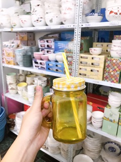 Ca thuỷ tinh nắp caro có ống hút