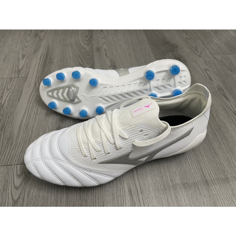 Giày bóng đá sân cỏ tự nhiên Mizuno MORELIA NEO III FG Trắng Logo xám(Tặng kèm tất)