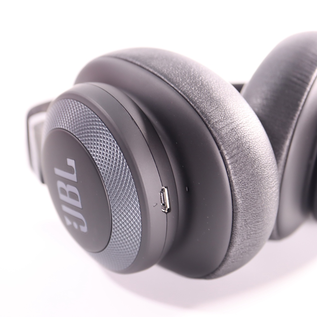 Tai Nghe Bluetooth Chụp Tai Chống Ồn JBL E65BTNC-Tai Nghe JBL Chính Hãng