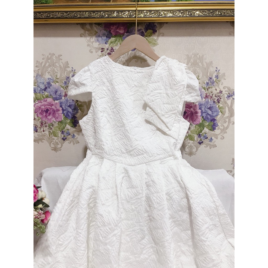 Đầm xòe dự tiệc tay ngắn kết nơ vai siêu xinh hàng cao cấp sang chảnh tại Thời Trang VADA -V7 | BigBuy360 - bigbuy360.vn