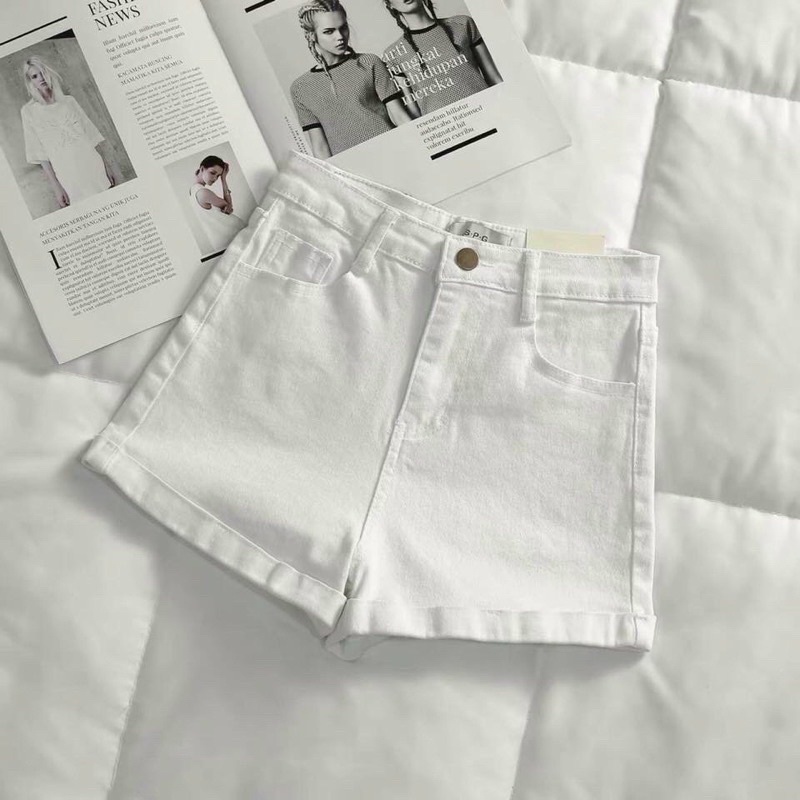 quần đùi kaki nữ lưng cao có túi lật lai ngoài trơn chất vải co giản lên form xinh | BigBuy360 - bigbuy360.vn