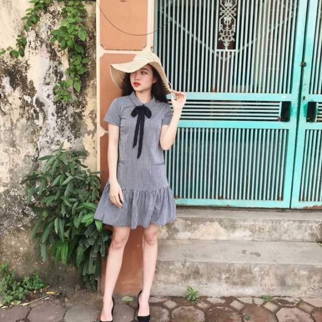 Váy kẻ caro đuôi cá
