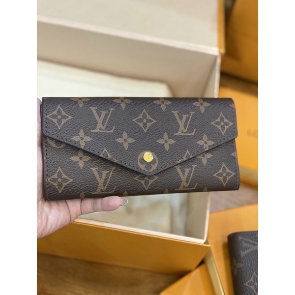 Ví L V cầm tay nút bấm fullbox