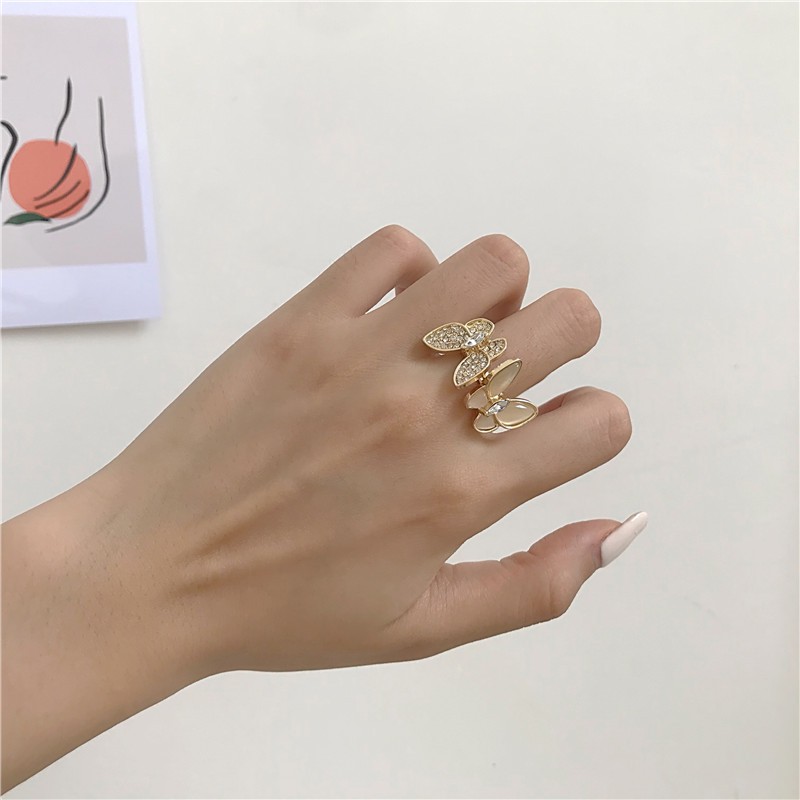 Dây Chuyền Hình Bướm Đính Đá Sang Trọng Cho Nữ