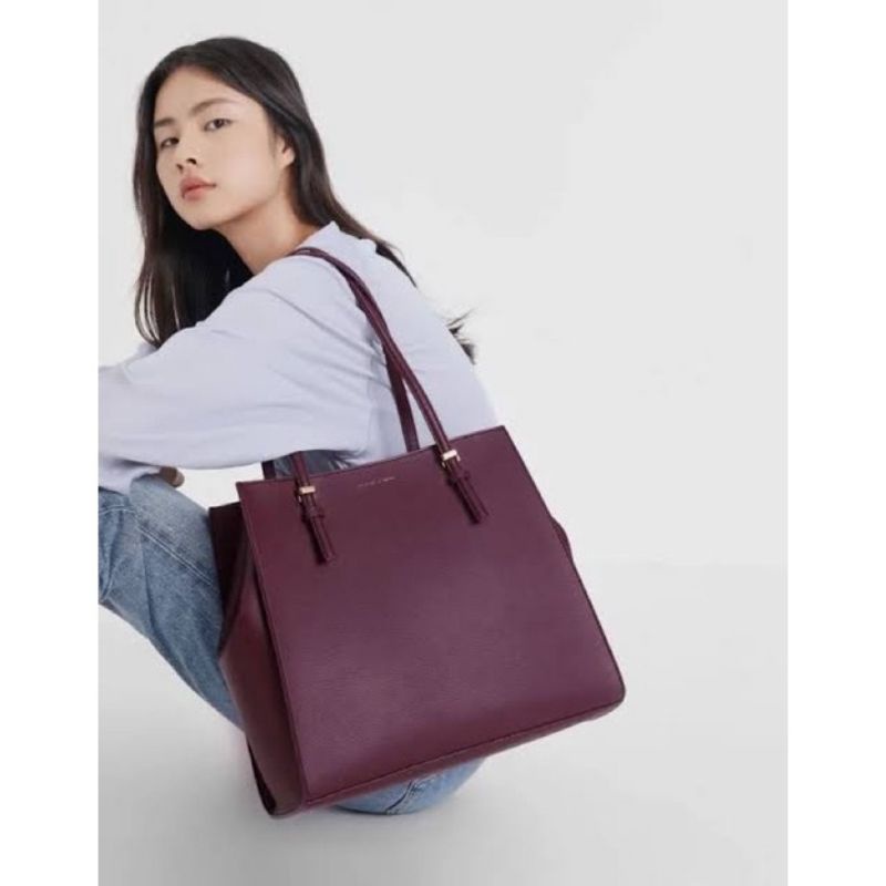 Giày thể thao Charles n keith
