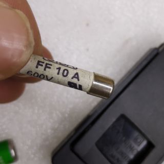 Cầu chì sứ Fast Fuse của Siba 500V/600v 10A 6.3x32mm