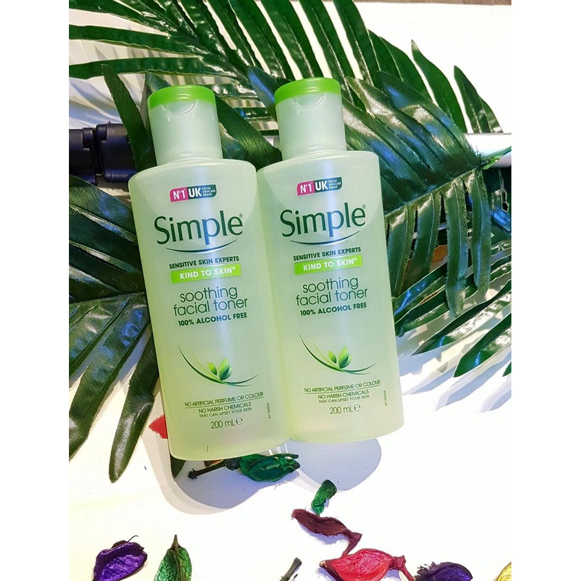 Combo nước tẩy trang, sữa rửa mặt, toner Simple sạch sâu dịu nhẹ thích hợp với mọi loại da