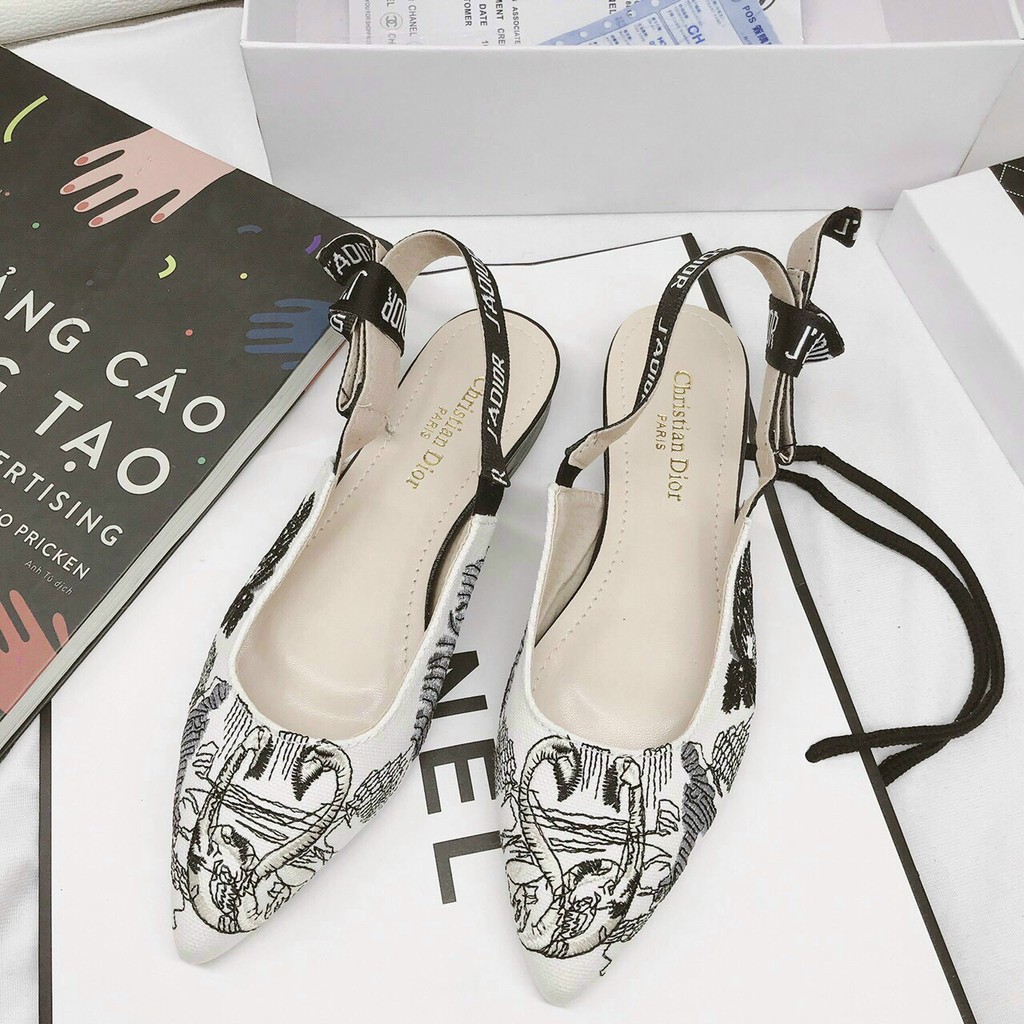Dép Nữ - Thời Trang Sandal Thiên Nga Hoa Hồng - nhọn 3 phân - Bệt