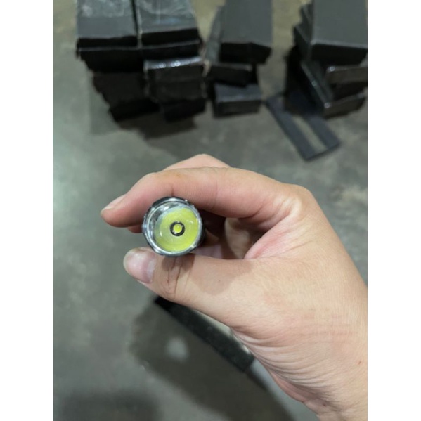 đèn led pin police công suất 3w (tặng 1 pin AA)