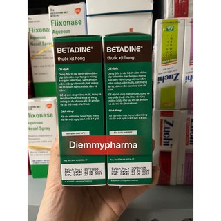 Betadin xúc miệng xịt