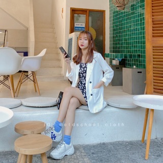 BLAZER TRẮNG 4 CÚC (ảnh thật/sẵn)
