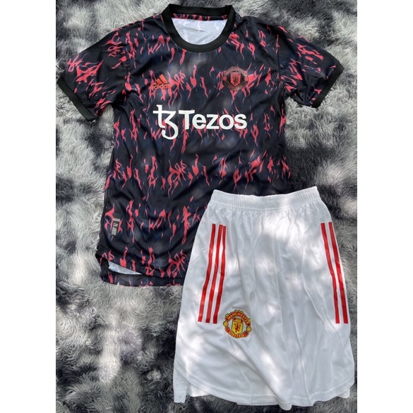 Set bộ quần áo bóng đá vải gai thái quần xẻ tà clb mu manchester united teroz 2022