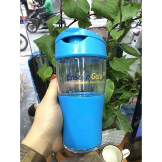 Cốc thủy tinh Luminarc có nắp (quà tặng từ Ensure Gold)