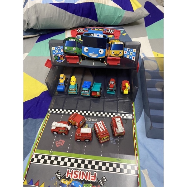 hộp bảo quản mini car kiêm đường đua xe tayo