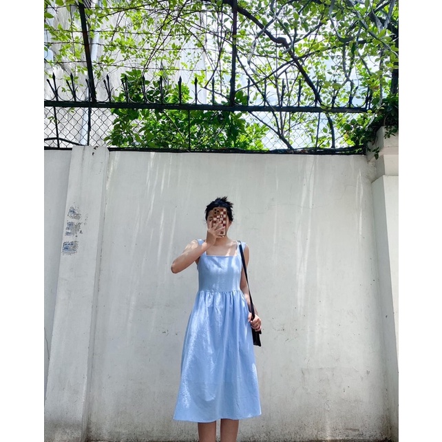 Váy 2 dây bản to cổ vuông có lưng chun sau