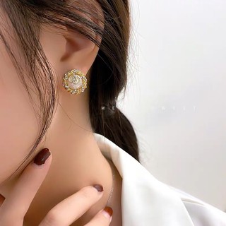 Khuyên tròn Chane