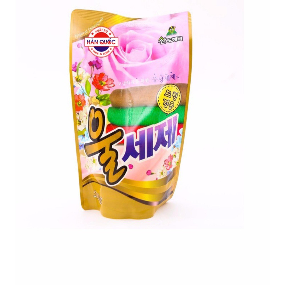 Combo Nước xả làm mêm vải 2100ml Xanh và nước giặt len dạ 500ml Sandokkaebi TI824