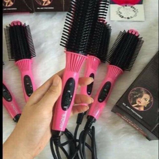 Lược uốn tóc nova