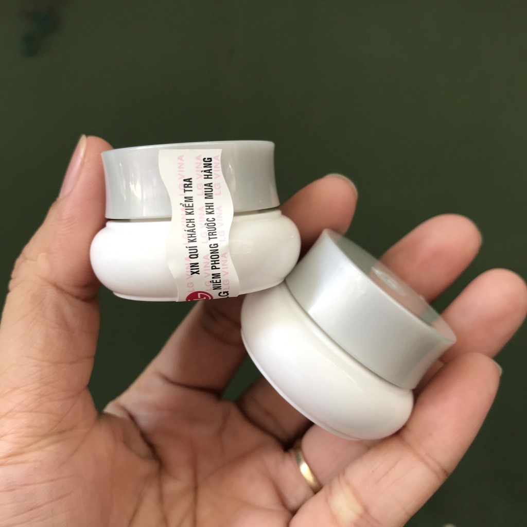 - Cao nám whoo trắng dưỡng sáng giảm sạm nám thâm