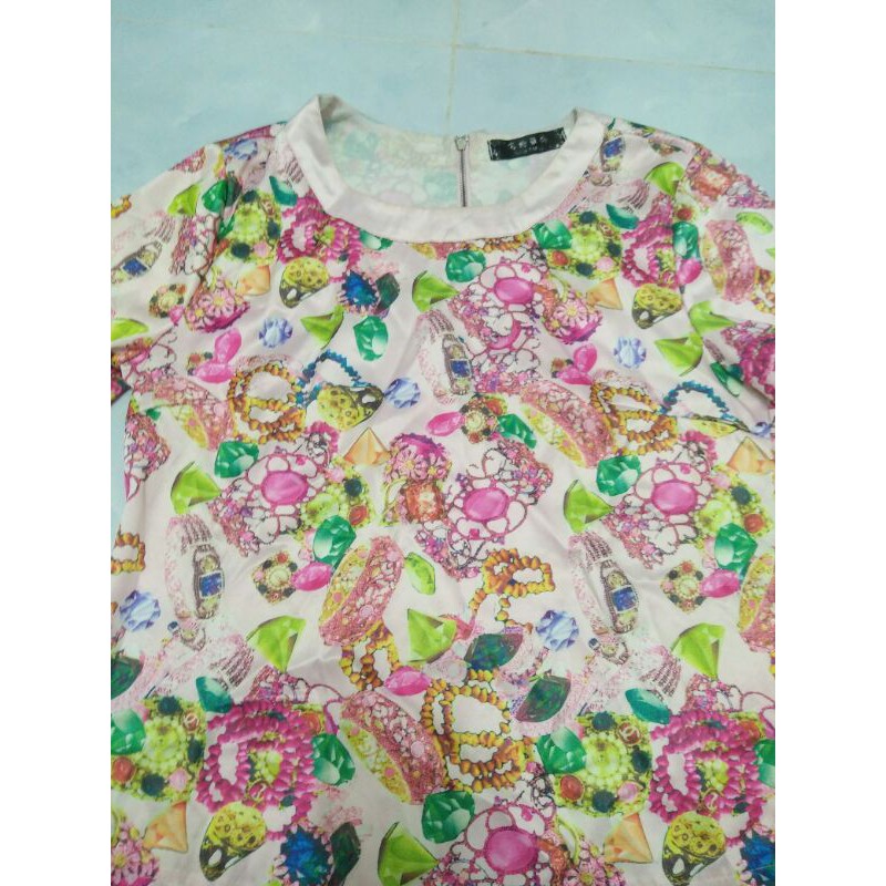 M07. Áo kiểu chất vải size S. Hàng thùng